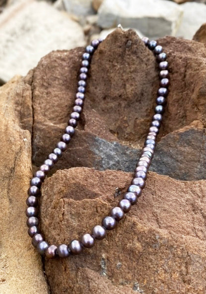 Freshwater Black Pearl Necklace.