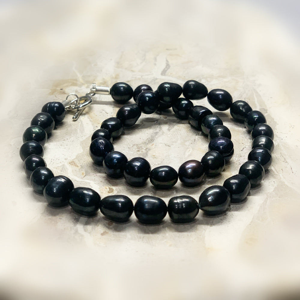 Freshwater Large Black Pearl Necklace.